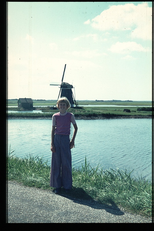28.Texel  aug 1973 Marion.JPG